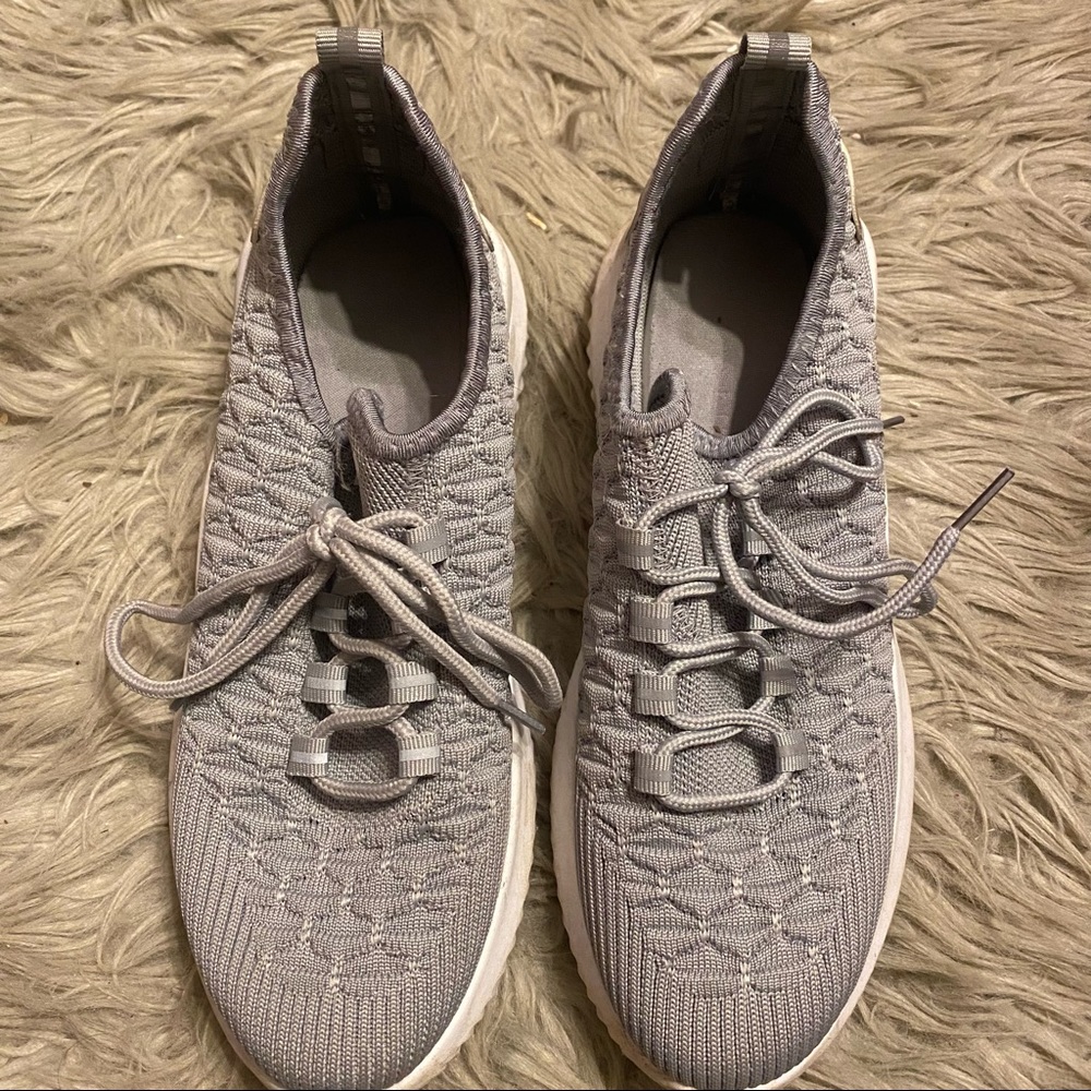 Grey Tennis Shoes